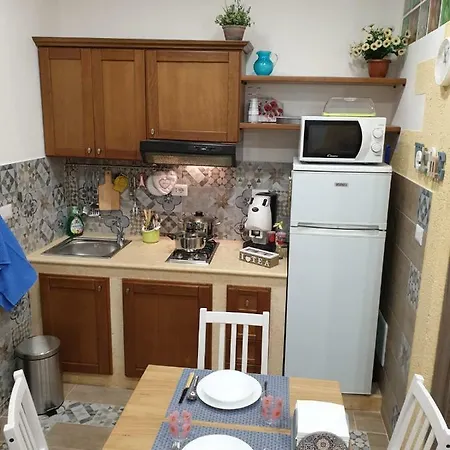 Holiday home Il Sole Della Guilla